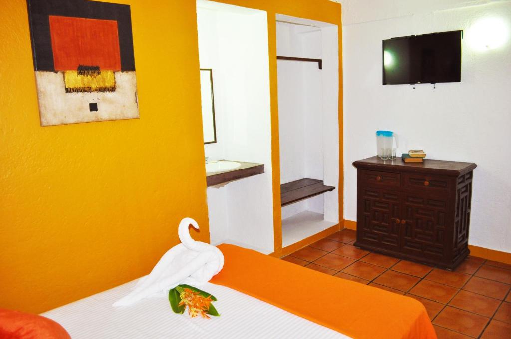 Двухместный (Super Saver with Fan – NO A/C), Hotel Hacienda de Vallarta Centro