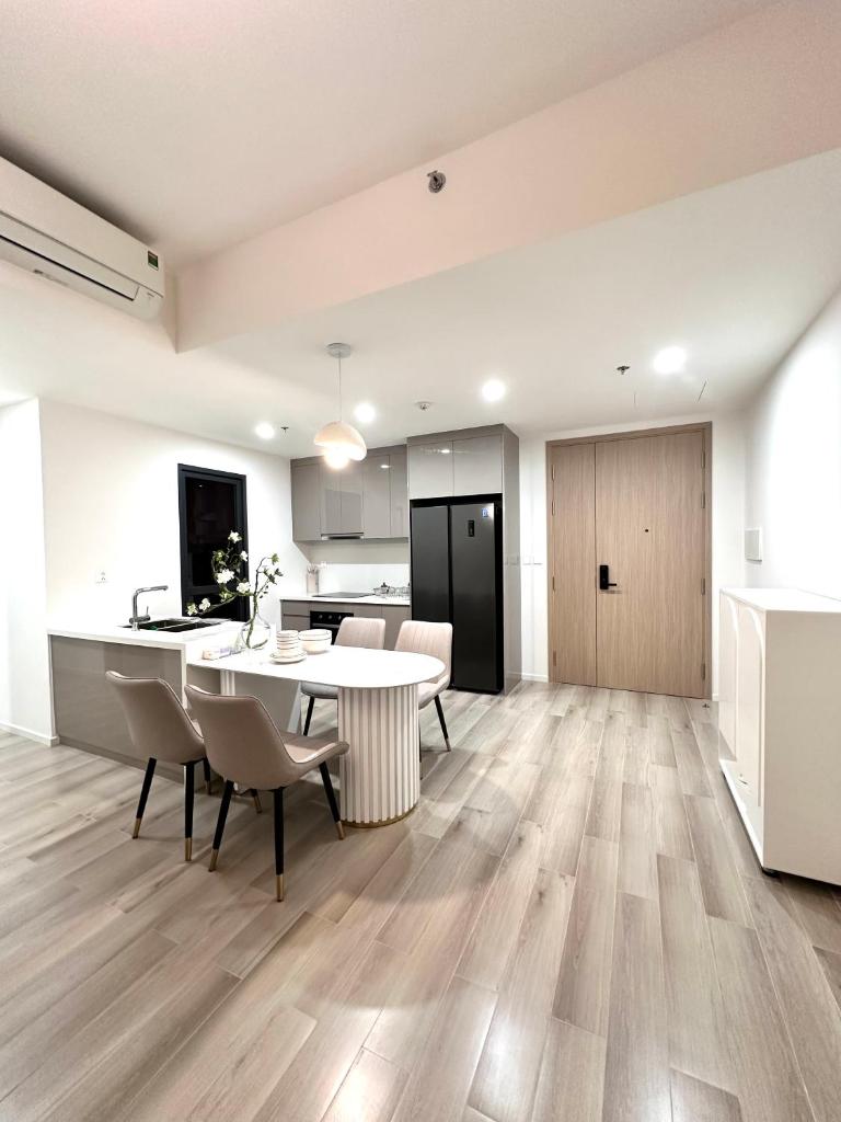MASTERI CENTRE POINT CĂN HỘ 2PN2WC View HỒ BƠi photo 3