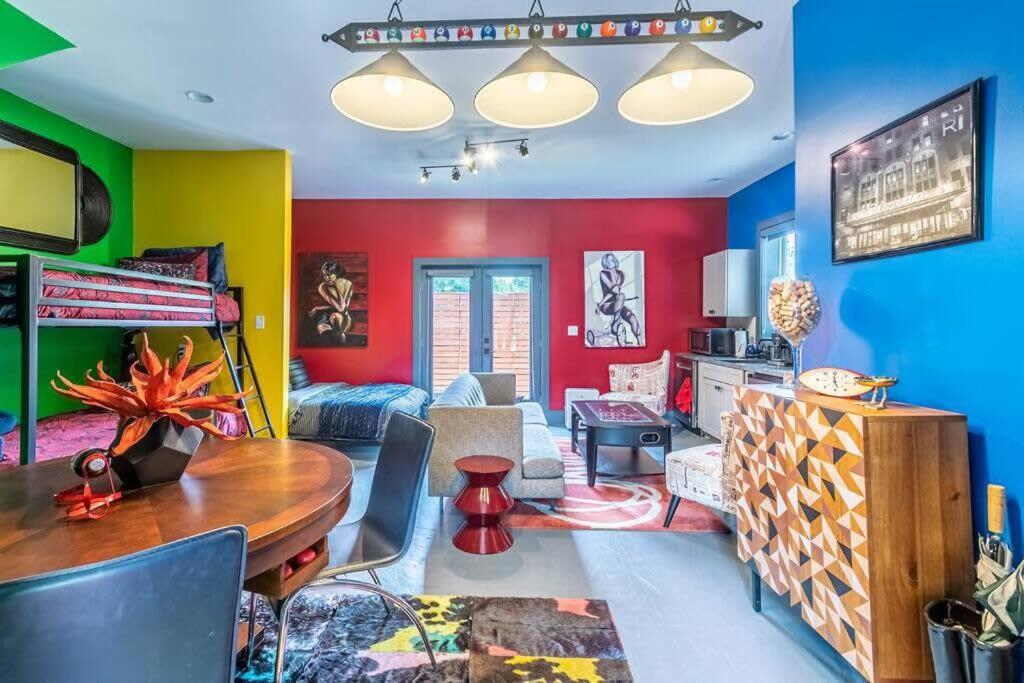Unique studio w pool spa & gardens near downtown photo 2