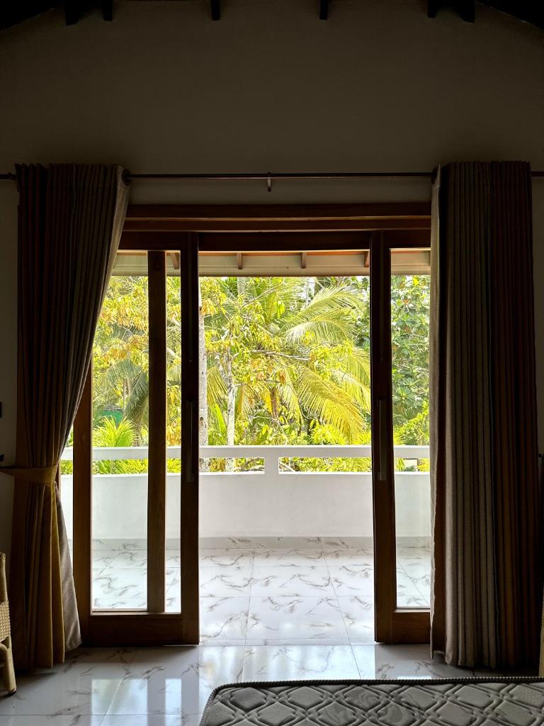 Helmut and Nilanthi Villa photo 2