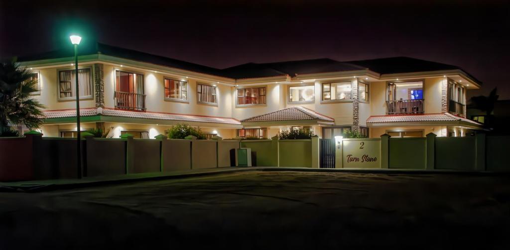 Palazzo Gardens -Self catering Guesthouse photo 2