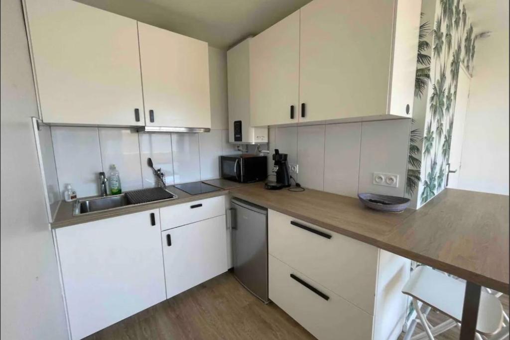 Studio for 4 people near the beach with air conditioning photo 3