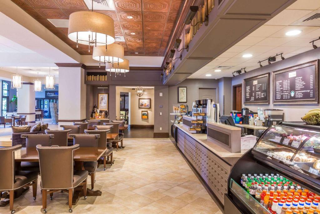 Wyndham Grand Orlando Resort Bonnet Creek image