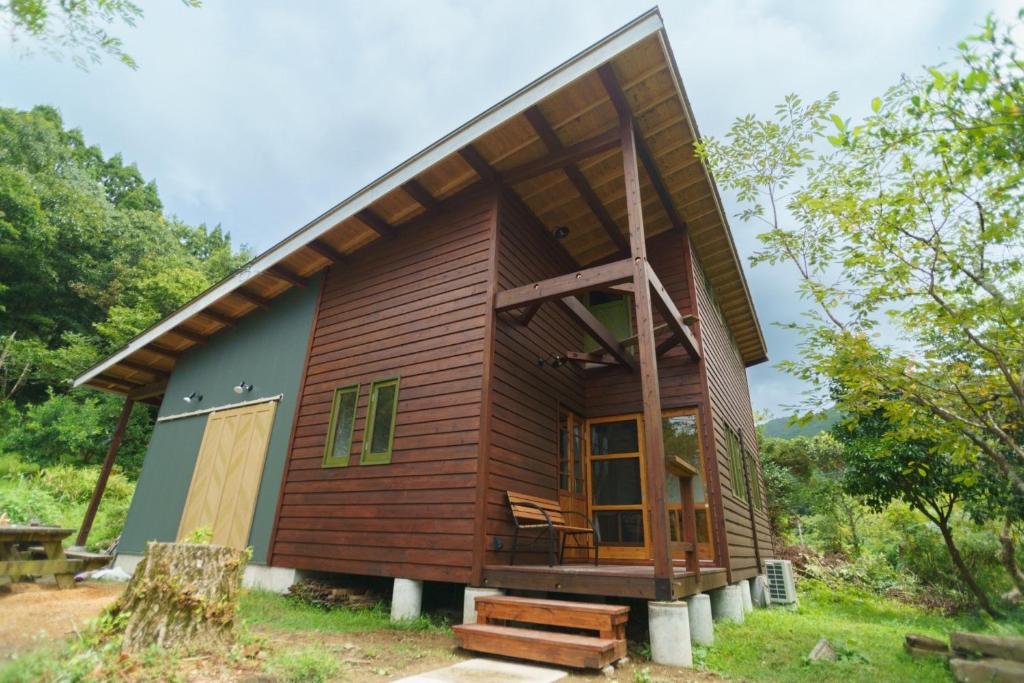 Wood be good inn photo 1