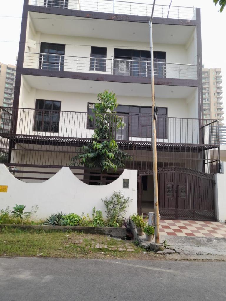 CR Guest House photo 2