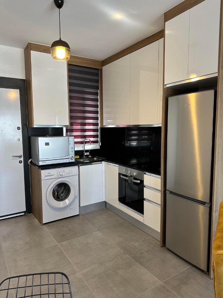İskelede denize sıfır havuzlu sitede Loft 1+1 photo 4
