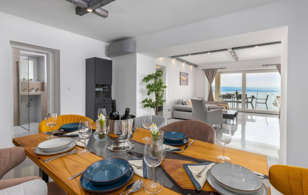 Amazing Apartment In Bregi With House Sea View photo 4