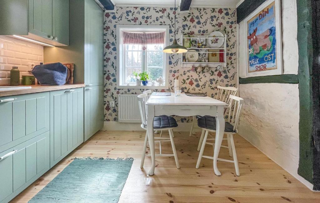 Amazing Home In Hssleholm With Wifi photo 2