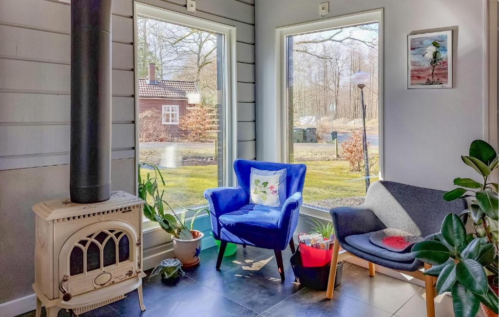 2 Bedroom Cozy Home In Hssleholm photo 2