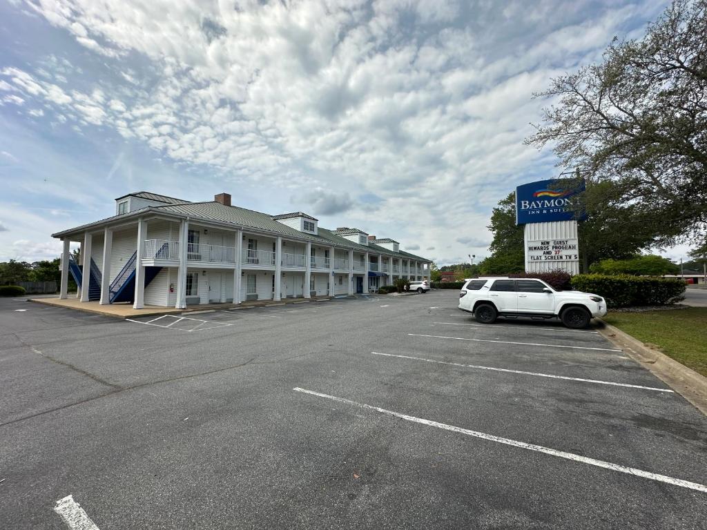 BAYMONT BY WYNDHAM THOMASVILLE