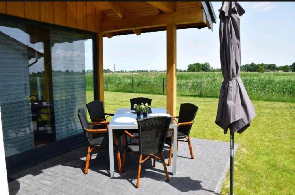 G7 eingezäuntes Ferienhaus Randlage mit freiem Blick ins Landschaftsschutzgebiet, Wlan photo 2