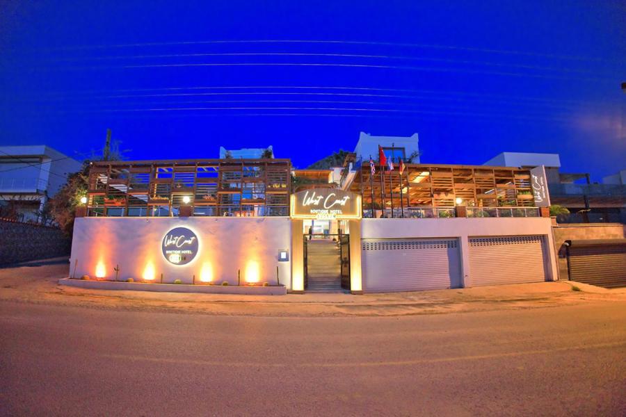 west coast boutique hotel photo 2