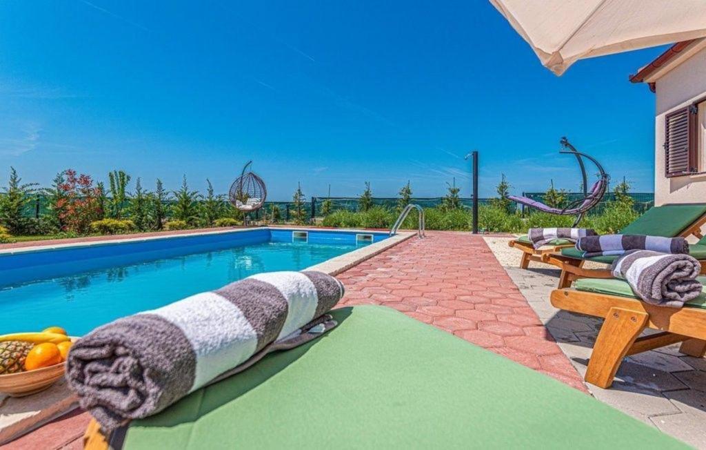 Ferienhaus für 8 Personen ca 105 qm in Pakovo Selo, Dalmatien Dalmatinisches Hinterland photo 2