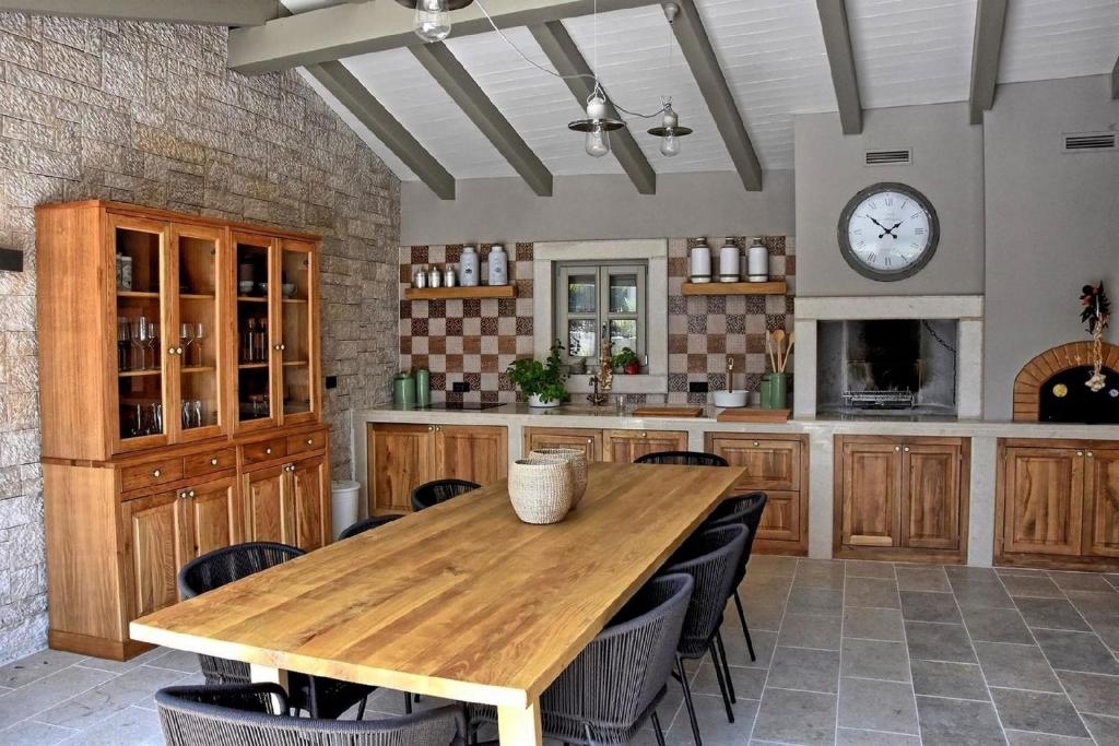 Luxuriöse Villa Zita Exclusive für 10 Personen, 2 separate Einheiten, Wellnesbereich, Sauna photo 4
