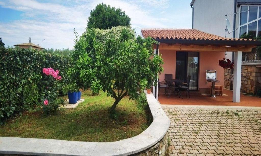 Studio für 3 Personen ca 45 qm in Bužinija, Istrien Istrische Riviera