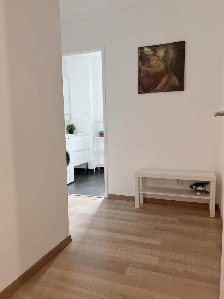 Appart Charme Contemporain et Balcon Verdoyant à Bois-Colombes photo 4