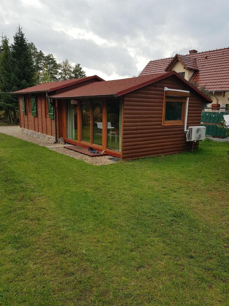 Ein romantisches Ferienhaus mit eigenem Strand - b63300 photo 3