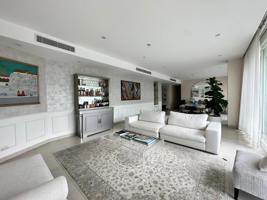 casa en samborondon photo 2