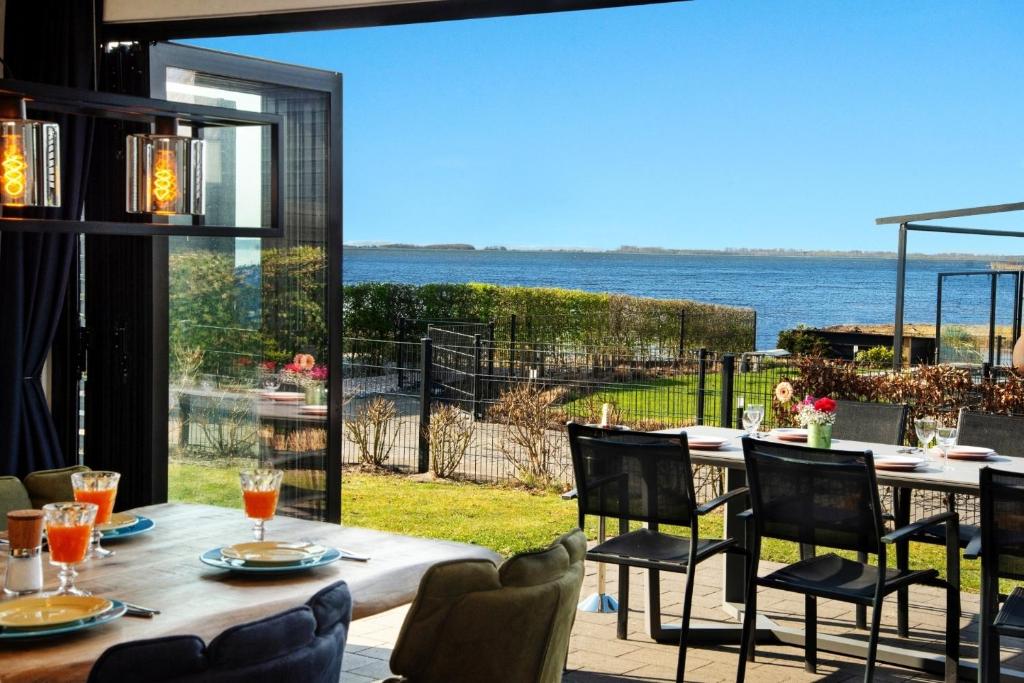 Royale Cube mit Dachterrasse Meerblick und Strand photo 3