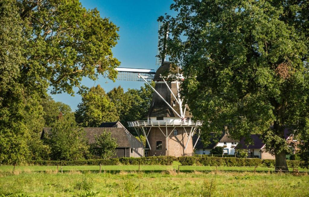 4 Bedroom Lovely Home In Havelte photo 1