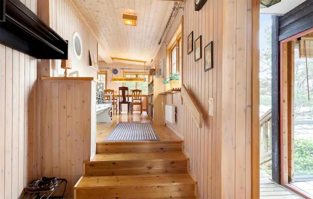 Gorgeous Home In Hrnsand With Wifi photo 4