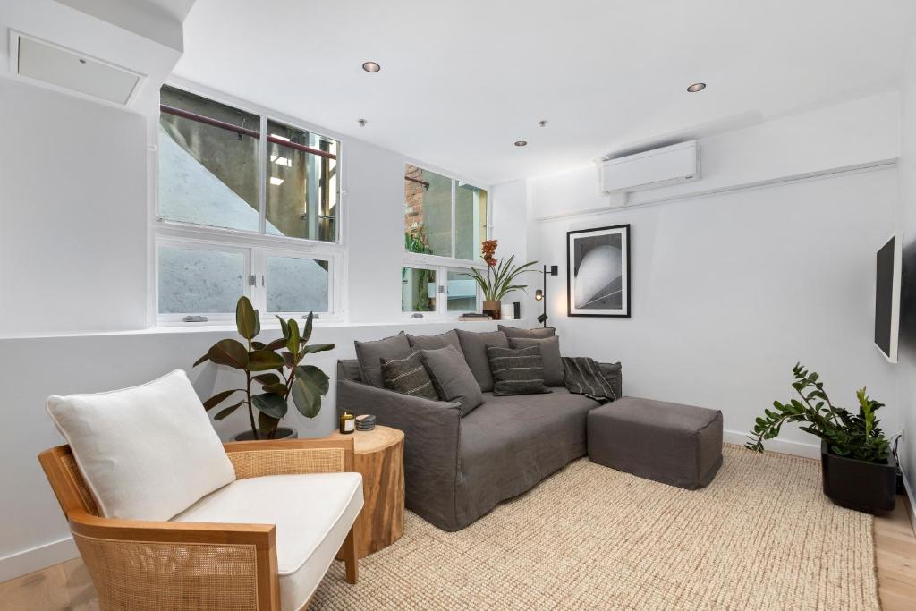 Complete Host Capitol Apartments photo 3