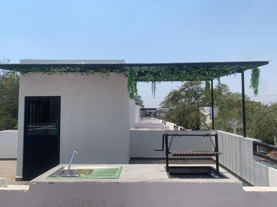 Casa moderna y confortable. photo 1