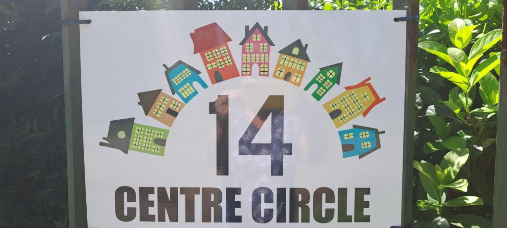The Centre Circle photo 3