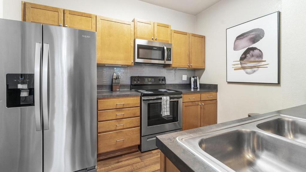 Landing at Crescent Park Commons - 1 Bedroom in Greer photo 4
