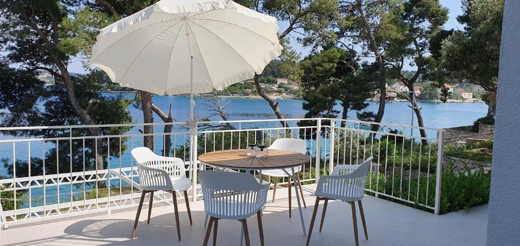 Appartement les pieds dans l'eau Dolce Villa