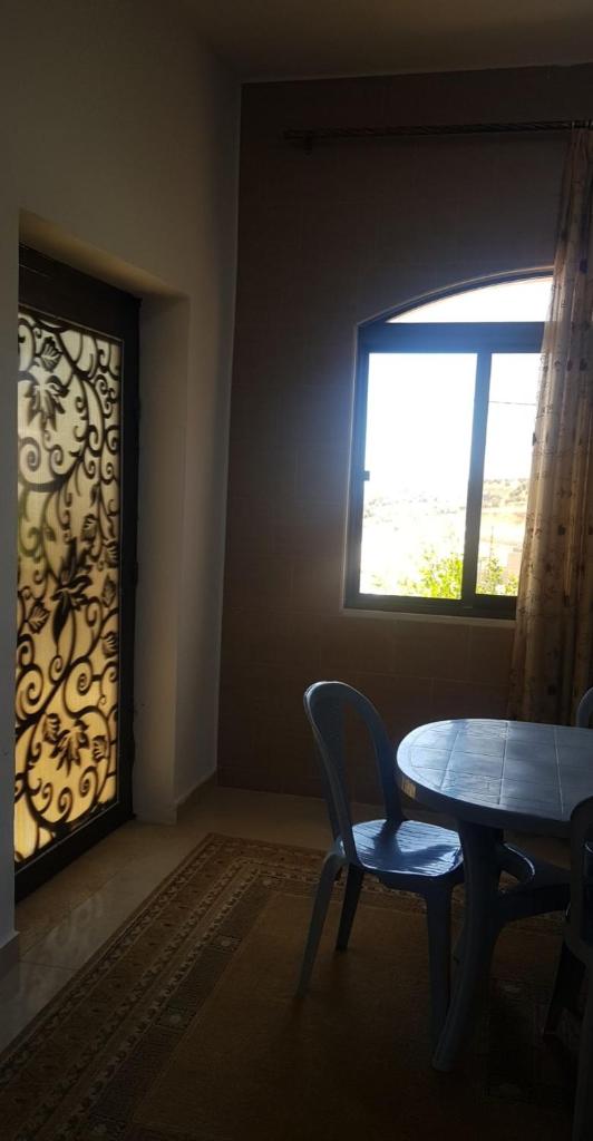 Golden hotel photo 4
