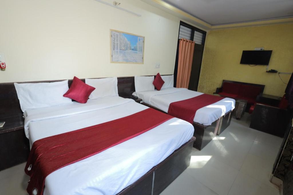 hotel shine ridhee sidhee photo 4