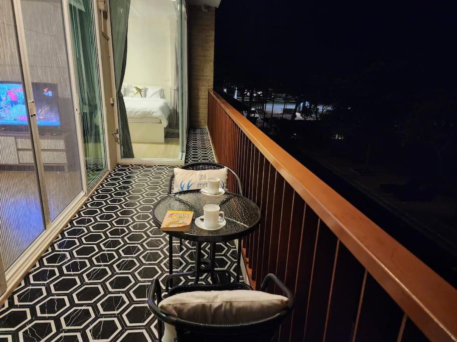 Bann Khao Yai 50 Sqm-Corner, King bed, Balcony photo 2