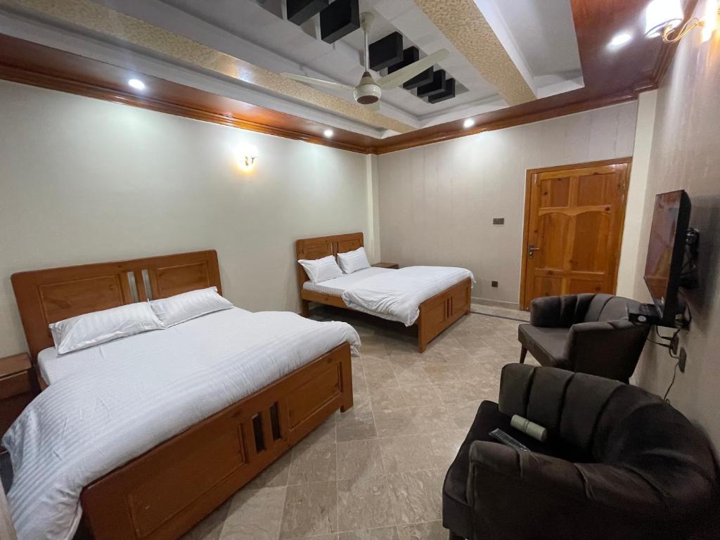 Shaheen Hotel photo 1