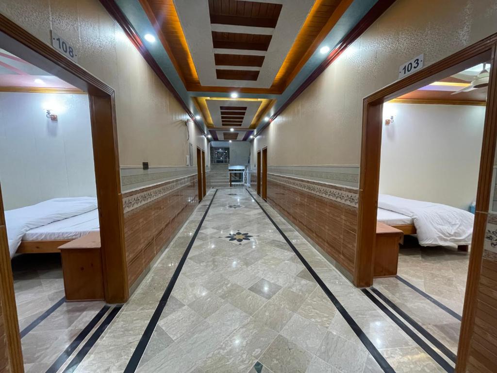 Shaheen Hotel photo 2