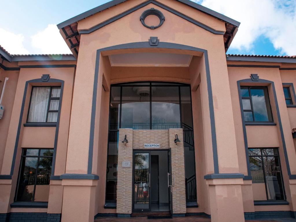 Khutso Boutique Hotel photo 3