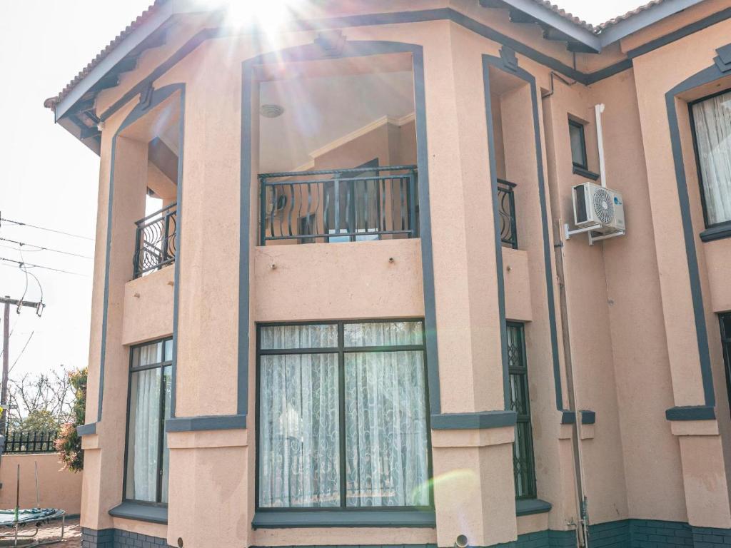 Khutso Boutique Hotel photo 4