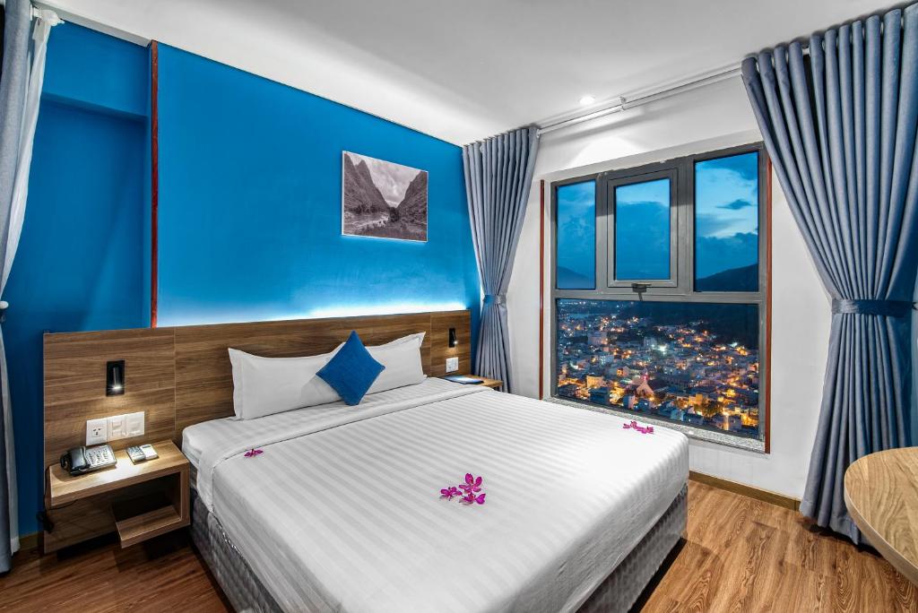 NATA-Căn hộ 3pn mặt biển 2416