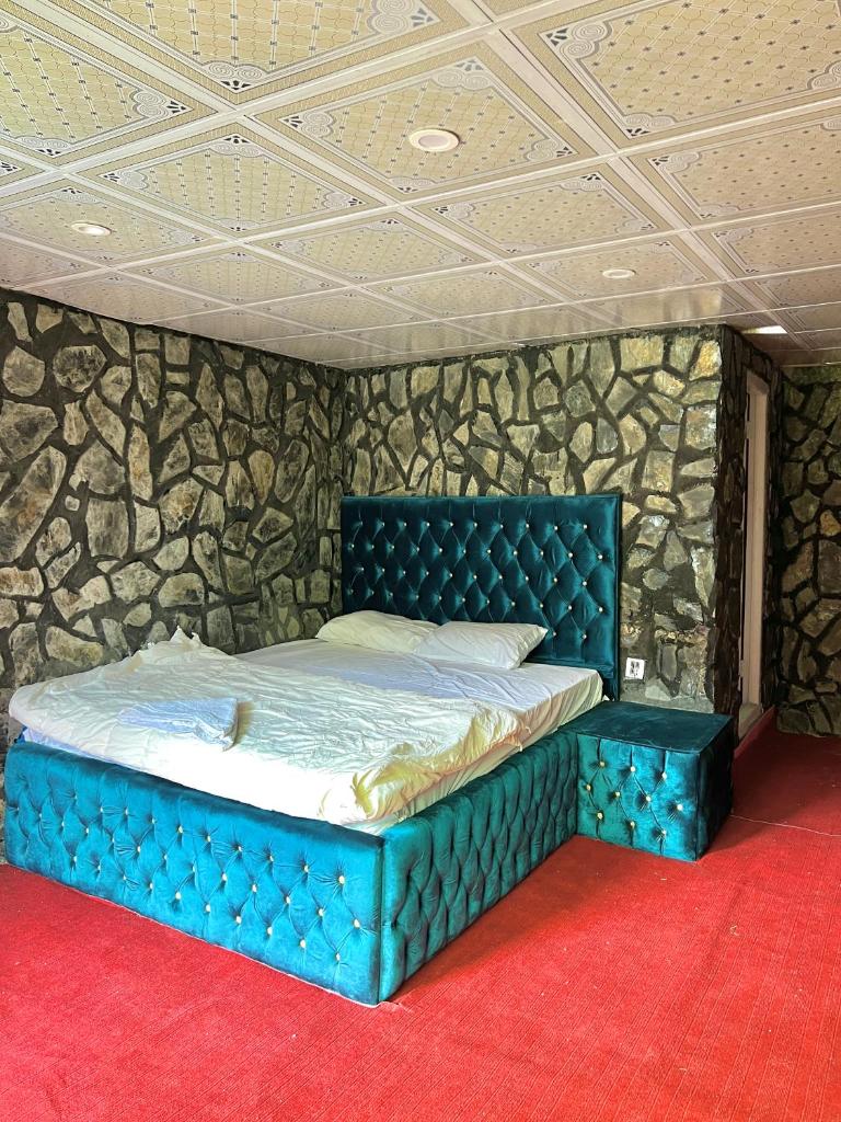 Royal Guest House photo 1