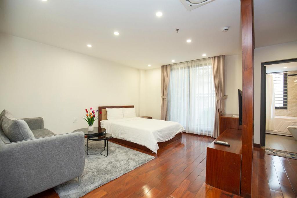 Sumitomo 10 Apartment- No 66 lane 12 Dao Tan Street