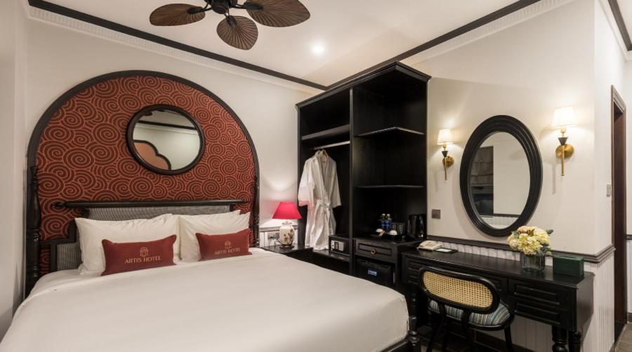 Leo Hotel