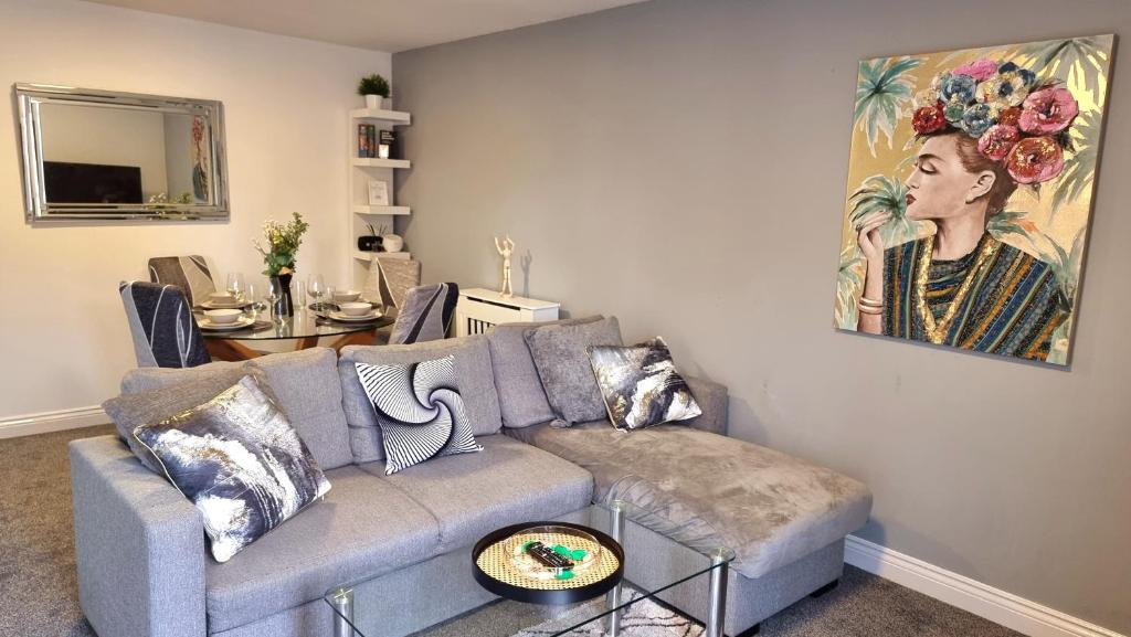 No 62 A Smart Stay in Southampton - GREAT PRICE and Stylish 2-Bed - Free Parking - Tap to explore photos