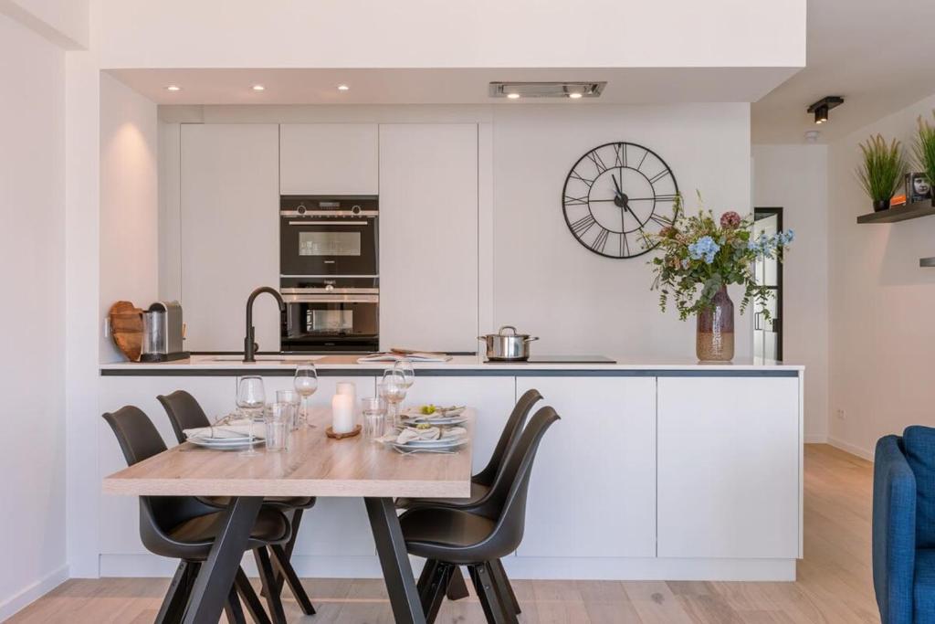Huswell - Lovely apartment with lateral sea view and parking photo 1