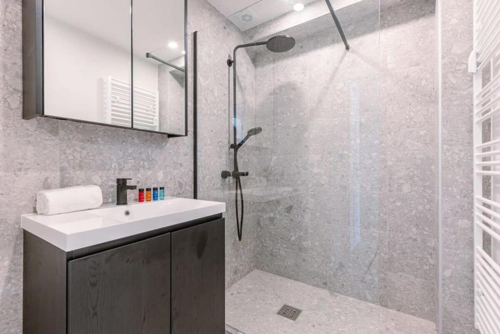 Huswell - Lovely apartment with lateral sea view and parking photo 2