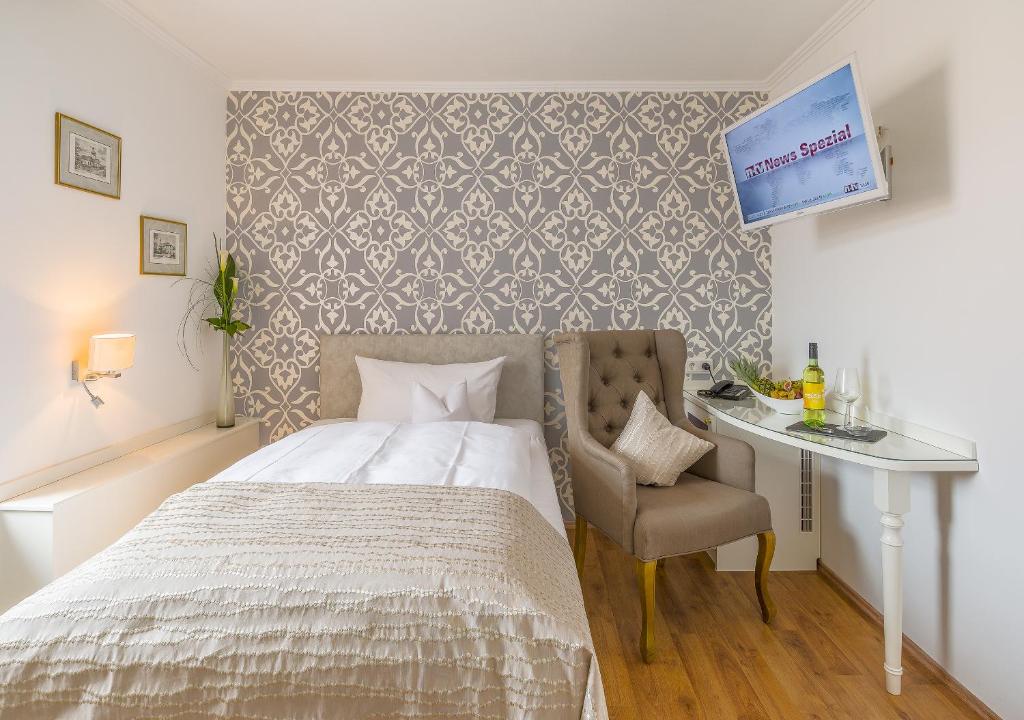 Hotel Krone photo 1
