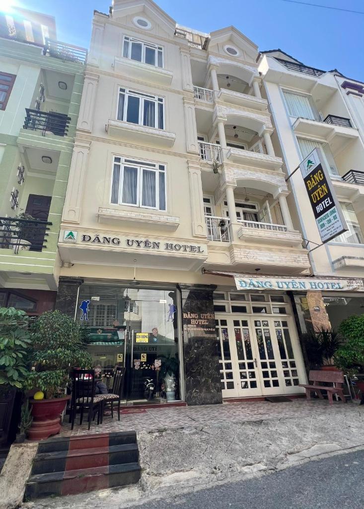 Dang Uyen Hotel