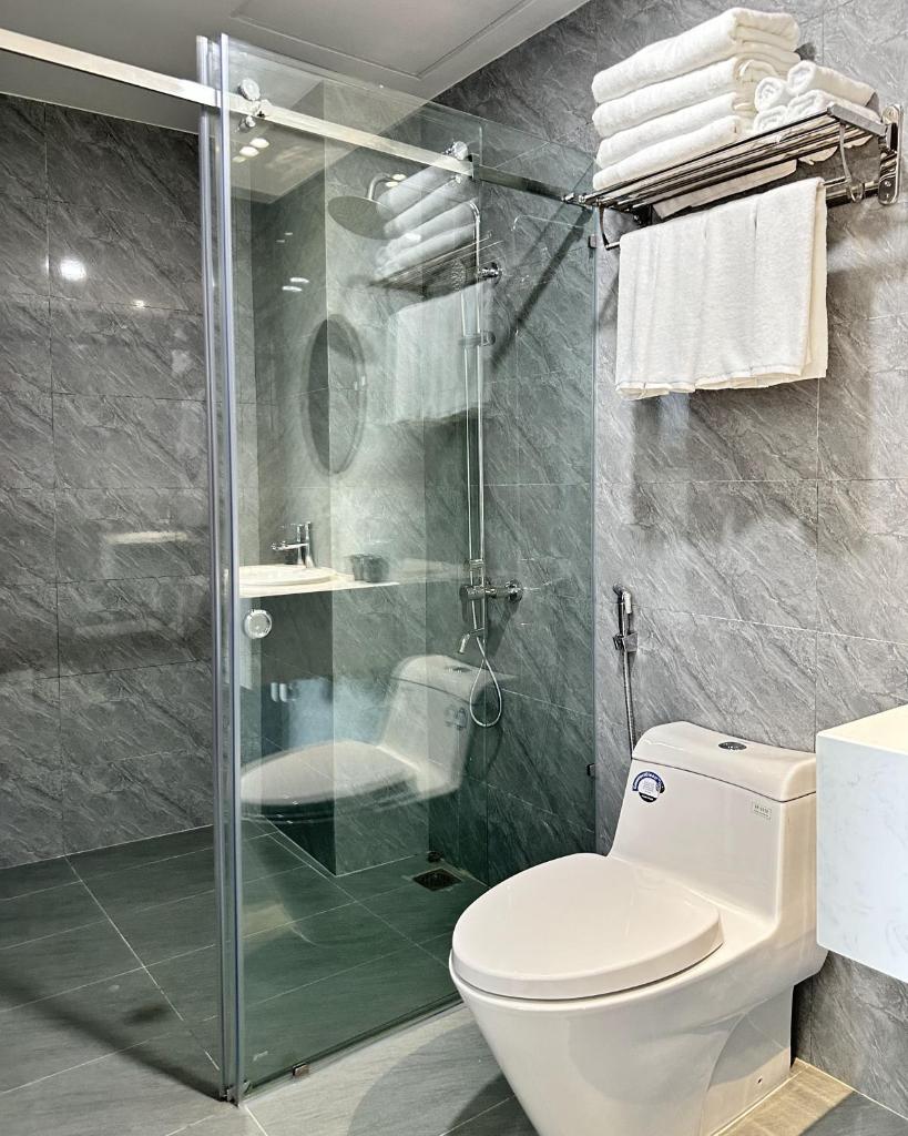 Han Riverine Hotel & Cafeteria DaNang