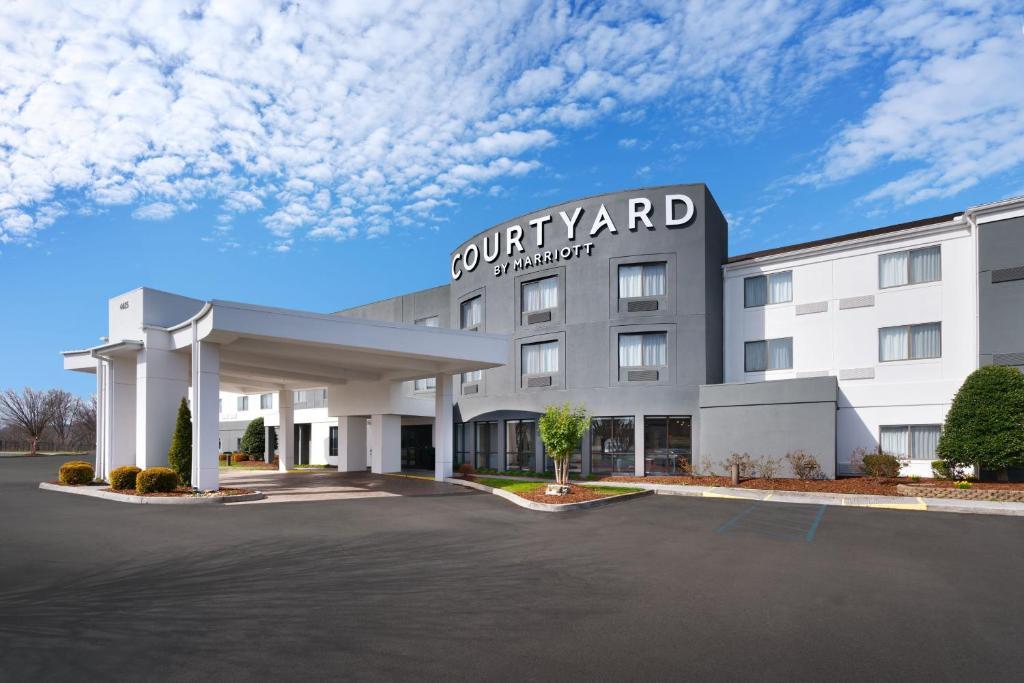 Courtyard by Marriott Johnson City image