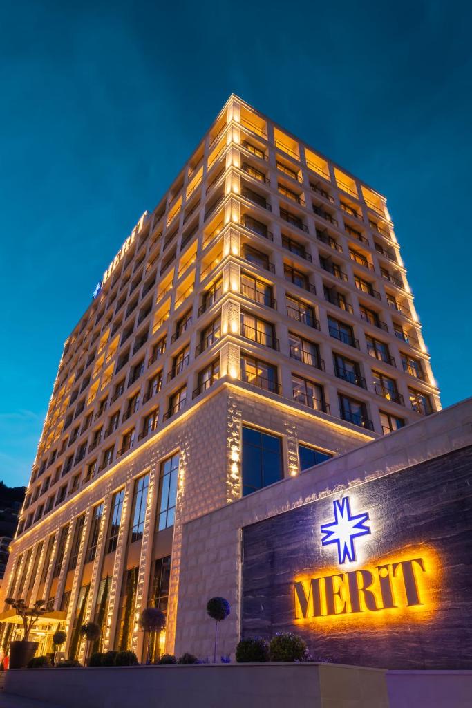 Merit Starlit Hotel & Residences, Kotor