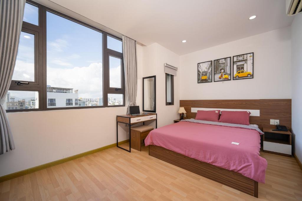S HOTEL BEACH ĐÀ NẴNG